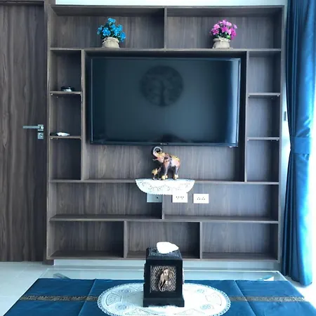 Luxury Business Suits In Grand Avenue By Estates Pattaya