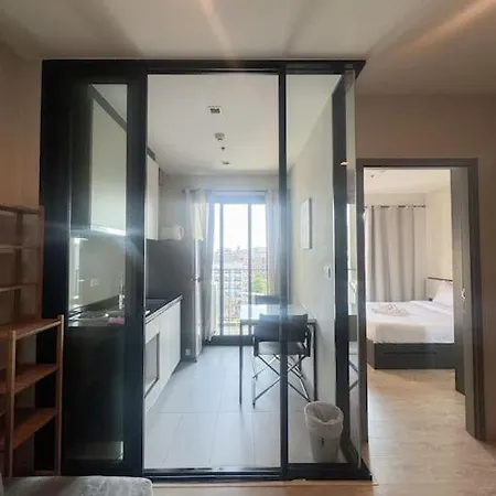 Apartment Downtown Cozy Condo, The Base.7 *