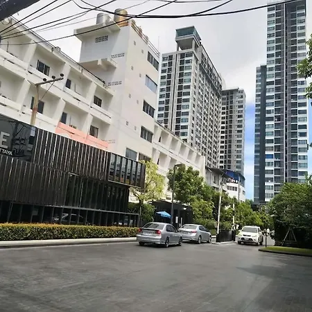 Apartment Downtown Cozy Condo, The Base.7 *