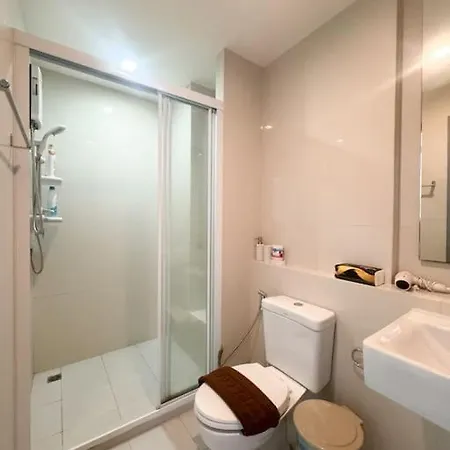 Downtown Cozy Condo, The Base.7 *