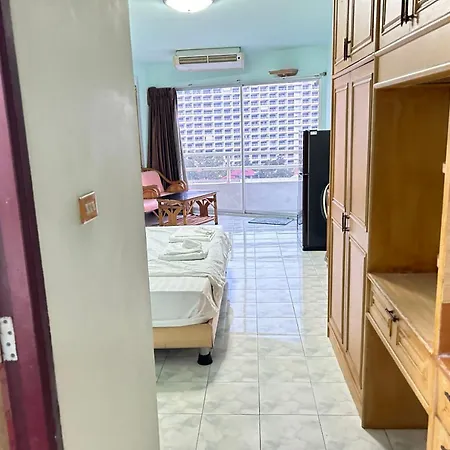Mina View 61/next To Jontien Bus Station Pattaya