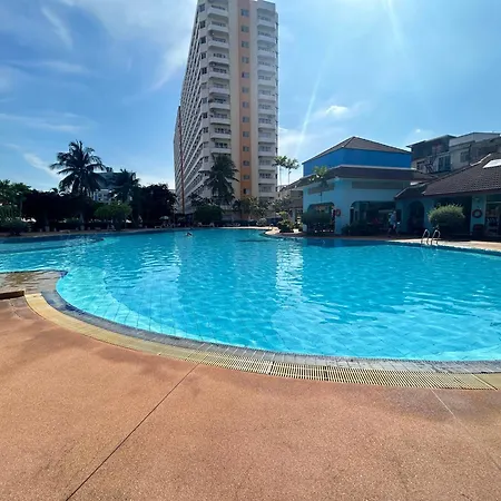 Mina View 61/next To Jontien Bus Station *