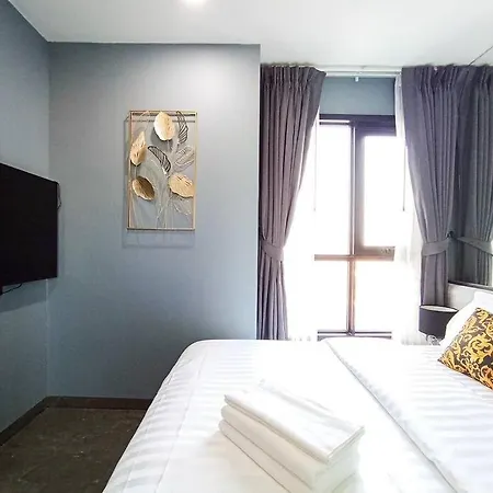 The Base1 - 2bed 2 Bath Sea View Terrace * Pattaya