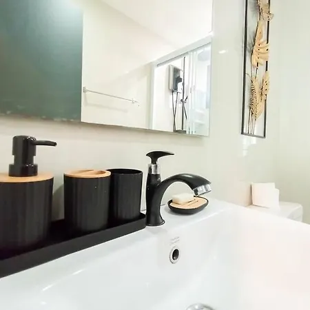 Apartment The Base1 - 2bed 2 Bath Sea View Terrace