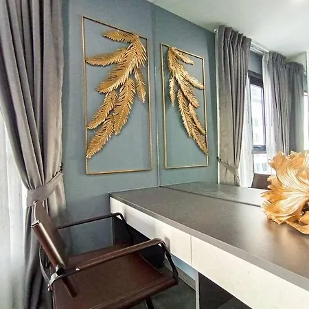 The Base1 - 2bed 2 Bath Sea View Terrace Apartment