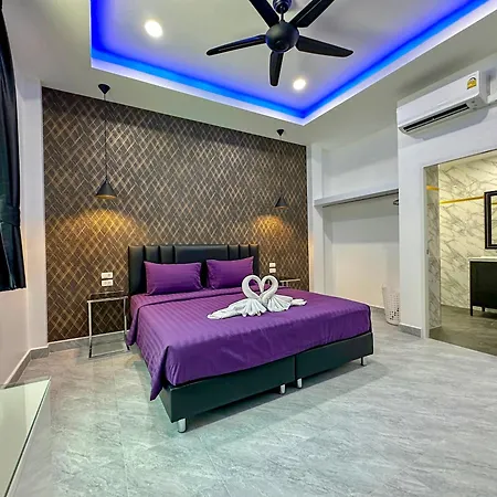 Pool 430 Nearby Walking Street วิลล่า Pattaya