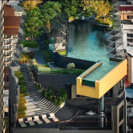 Edge Central , Infinity Pool 31st Fl Apartment