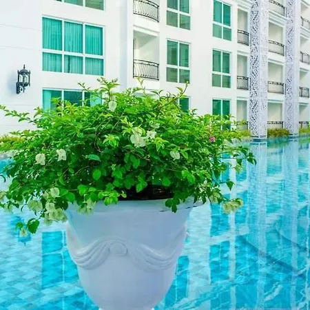 1b Olympus City Garden Apartment