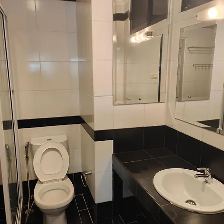 Jomtien Hill Pratamnak Apartment