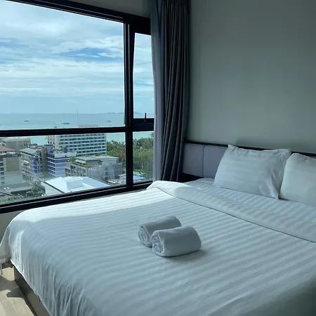 อพาร์ทเม้น The Base Pattaya