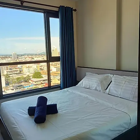 Location In Pattaya, Sky Pool & Infinity Edge * Pattaya