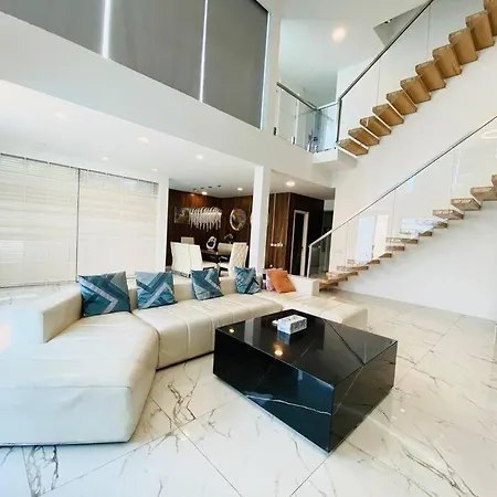 Tagvilla Palm Spring In 06 Bedroom Villa Pattaya