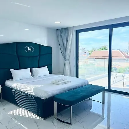 Tagvilla Palm Spring In 06 Bedroom