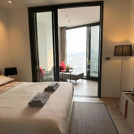Edge 豪华公寓 Apartment