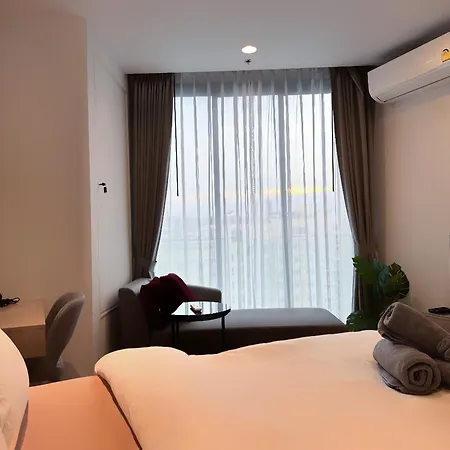 Edge 豪华公寓