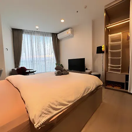 Apartment Edge 豪华公寓 Pattaya