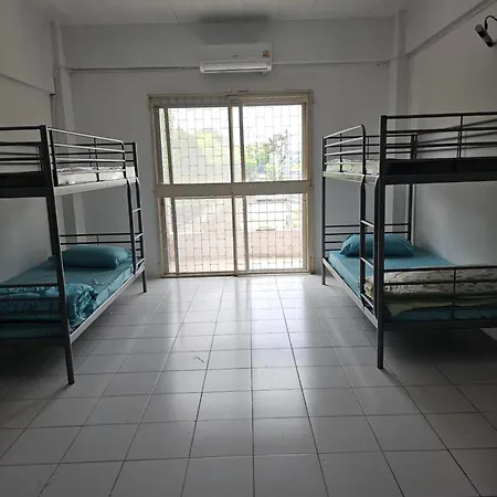 Js786 Cafe&bistro Hostel Pattaya