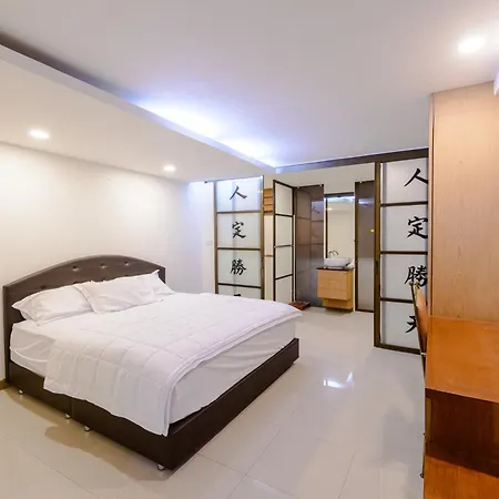 Pasadena โรงแรม