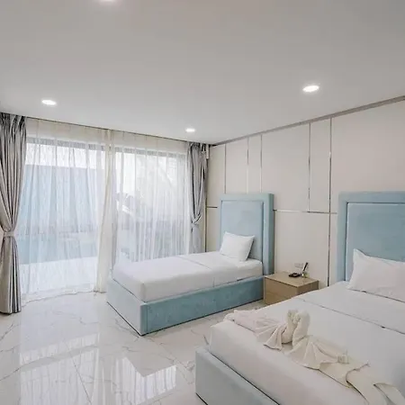 Luxury Pool Near Walking Street Villa Pattaya