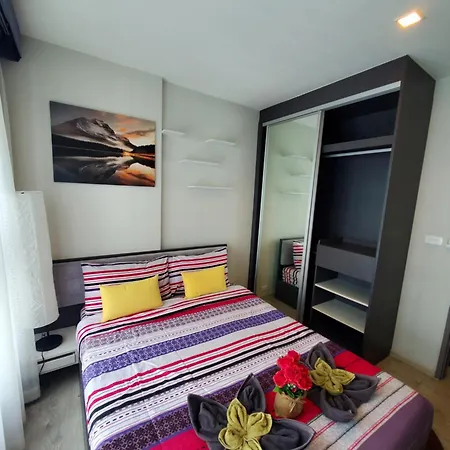 Apartment The Base At