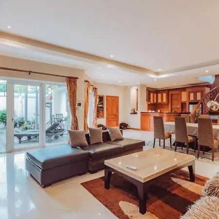 Luxury Garden Pool Near & Walking Street *