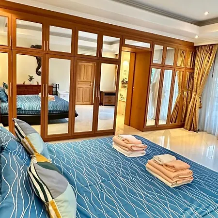 Villa Luxury Garden Pool Near & Walking Street Pattaya