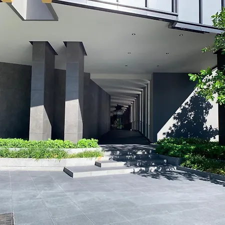 อพาร์ทเม้น Edge Pty Luxury Front Seaview 2bedroom *