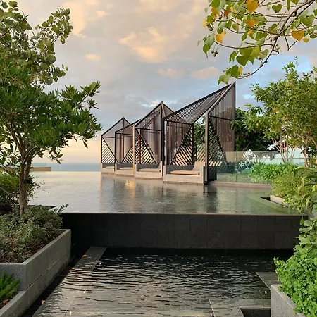 อพาร์ทเม้น Edge Pty Luxury Front Seaview 2bedroom