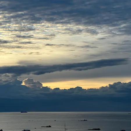 Edge Pty Luxury Front Seaview 2bedroom อพาร์ทเม้น *