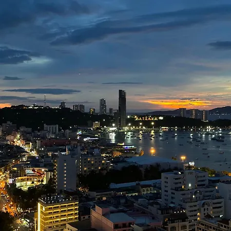 Edge Pty Luxury Front Seaview 2bedroom * Pattaya