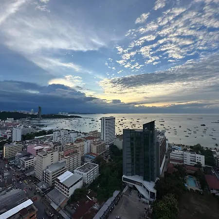 Edge Pty Luxury Front Seaview 2bedroom