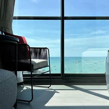 Edge Pty Luxury Front Seaview 2bedroom * Pattaya