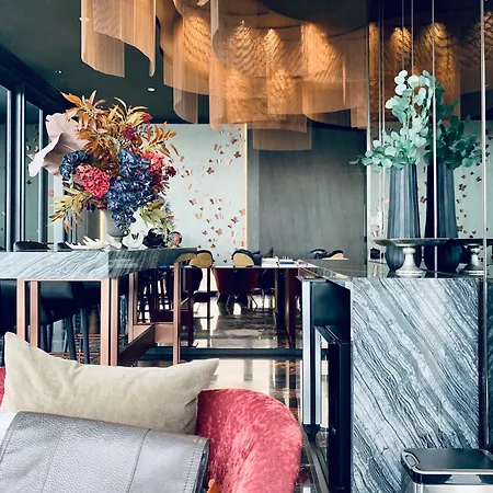 อพาร์ทเม้น Edge Pty Luxury Front Seaview 2bedroom Pattaya