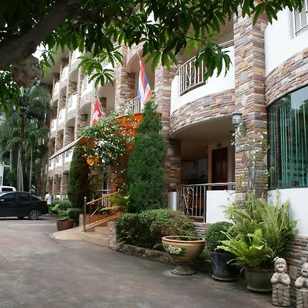 Selina Place Hotel Pattaya
