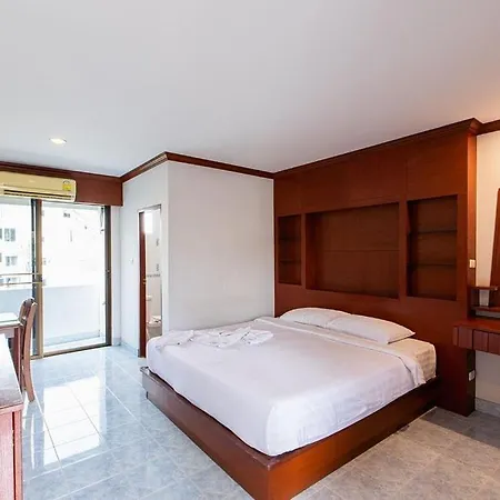 Hotel Selina Place