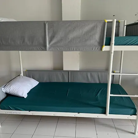 Js786 Cafe&bistro Hostel