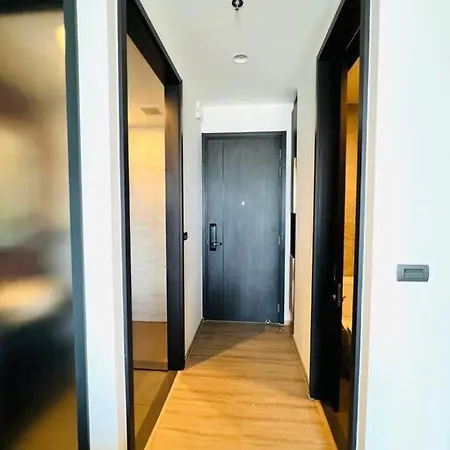 Seaview Urban Retreat Edge 1 Expansive Bedroom อพาร์ทเม้น Pattaya