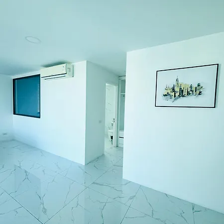 Villa Mid-sky Pattaya