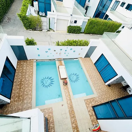 Villa Mid-sky *