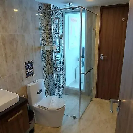 Grand Avenue - 2 B - 2 Baths, Pool View, 60sqm Pattaya