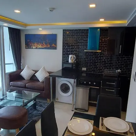 Apartment Grand Avenue - 2 B - 2 Baths, Pool View, 60sqm *
