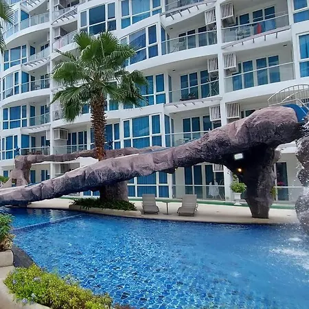 Grand Avenue - 2 B - 2 Baths, Pool View, 60sqm Apartment Pattaya
