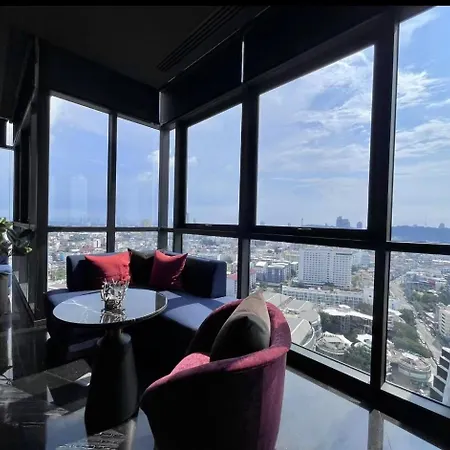 芭提雅the Edge海景一卧室公寓 *