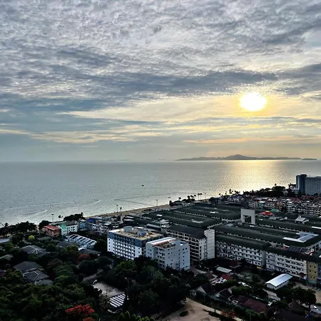 Riviera Jomtien Apartment *