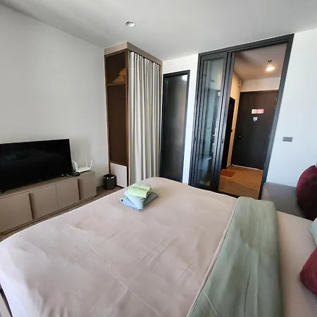 Apartment 芭提雅the Edge一居室浴缸公寓 *