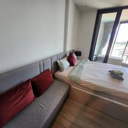 芭提雅the Edge一居室浴缸公寓 Pattaya