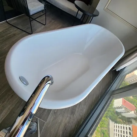 芭提雅the Edge一居室浴缸公寓 Apartment Pattaya