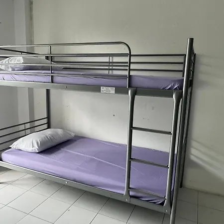 Js786 Cafe&bistro Hostel *