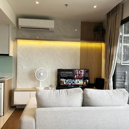 Aparthotel Once *