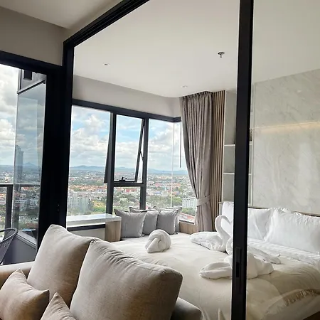 Once Aparthotel *